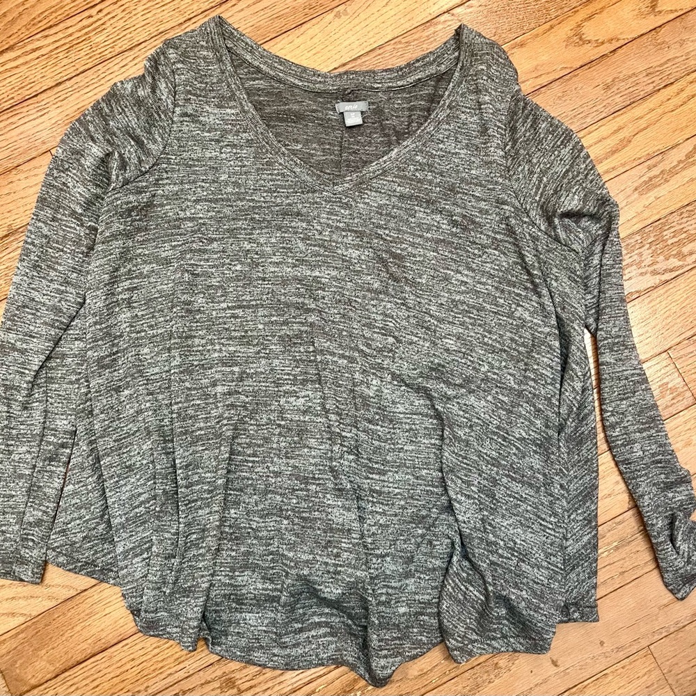 Aerie Heathered Gray Long Sleeve V-Neck Top Small
